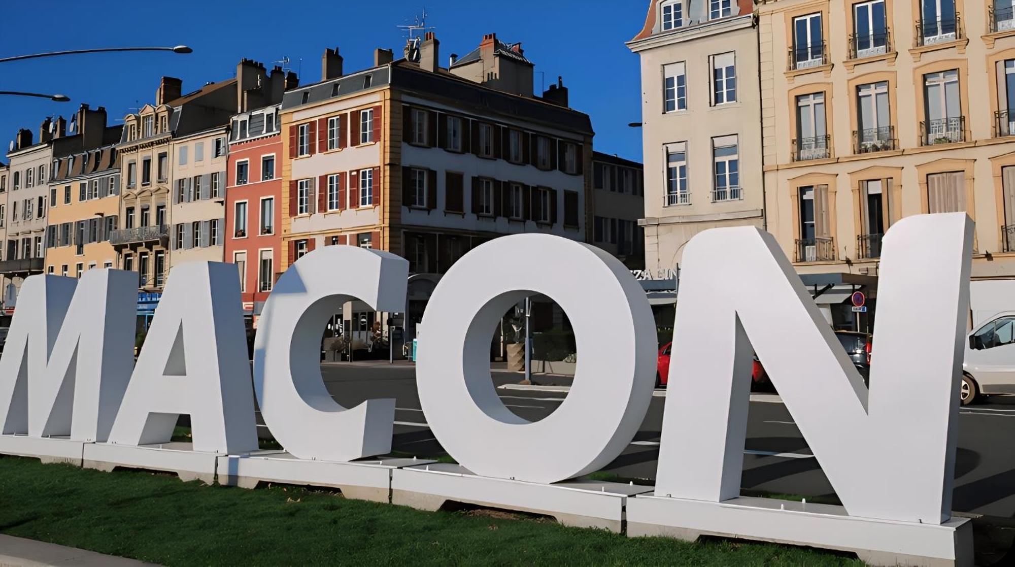 Le Maconnais - Hyper Centre Macon - Parking Gratuit - A 600M De La Gare Leilighet Eksteriør bilde